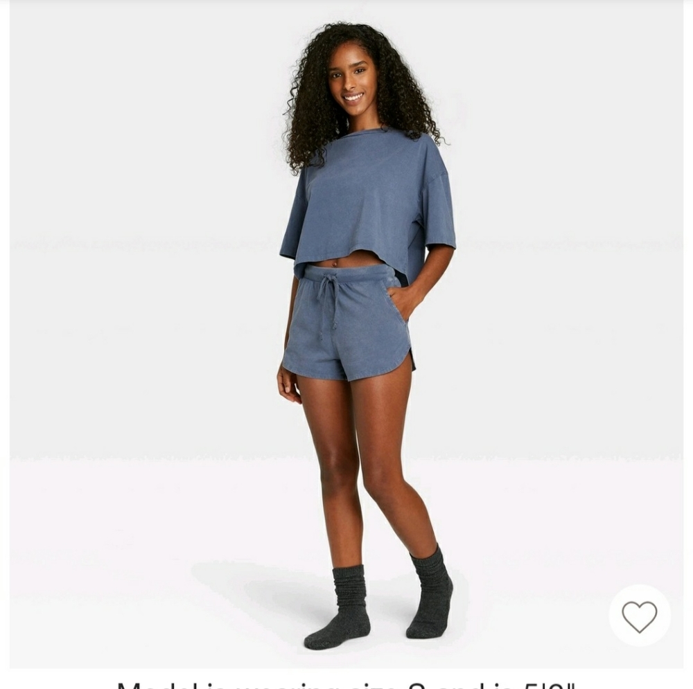 Pajama shirt and shorts - Picture 2 of 2